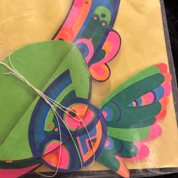 VTG Paper Honeycomb Hanging Bird decoration. Made in West Germany. Sealed. - Picture 8 of 10